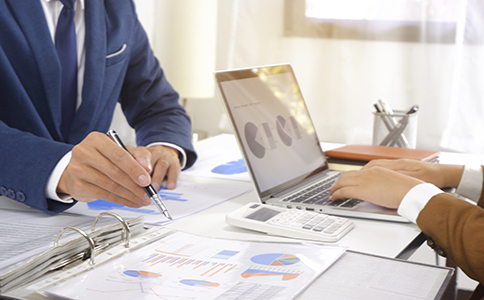 如何變更企業(yè)營業(yè)執(zhí)照經(jīng)營范圍？